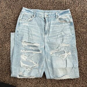American Eagle Curvy Mom Jean
